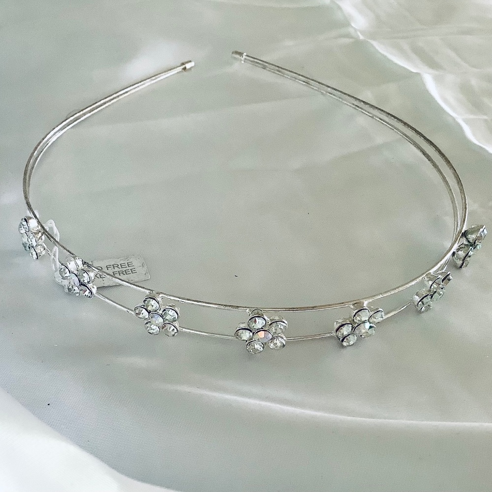 Elegant 7 Flower Crystal & Silver Rhinestone Headband NWT